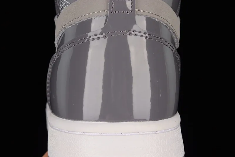 All categories Air Jordan Jordan series basketball shoes Air Jordan 1 High Air Jordan 1 Zoom CMFT AJ1 Joe 1 patent leather gray basketball shoes DQ0659-005